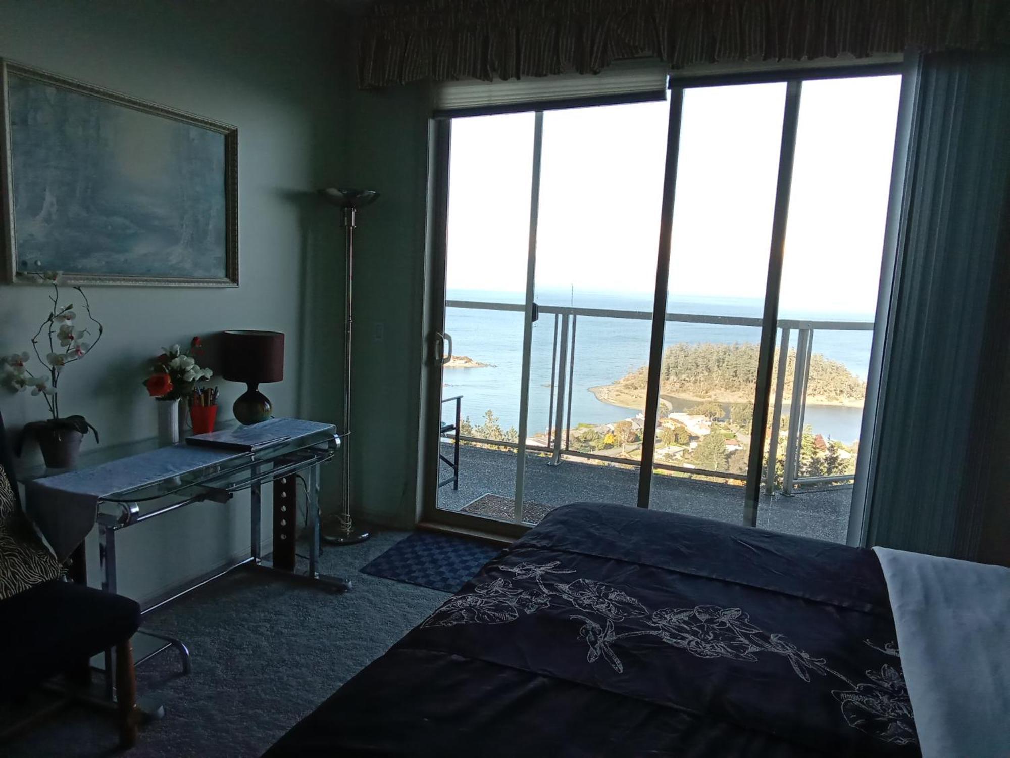 Gibralter Rock Ocean View B&B Нанаймо Экстерьер фото